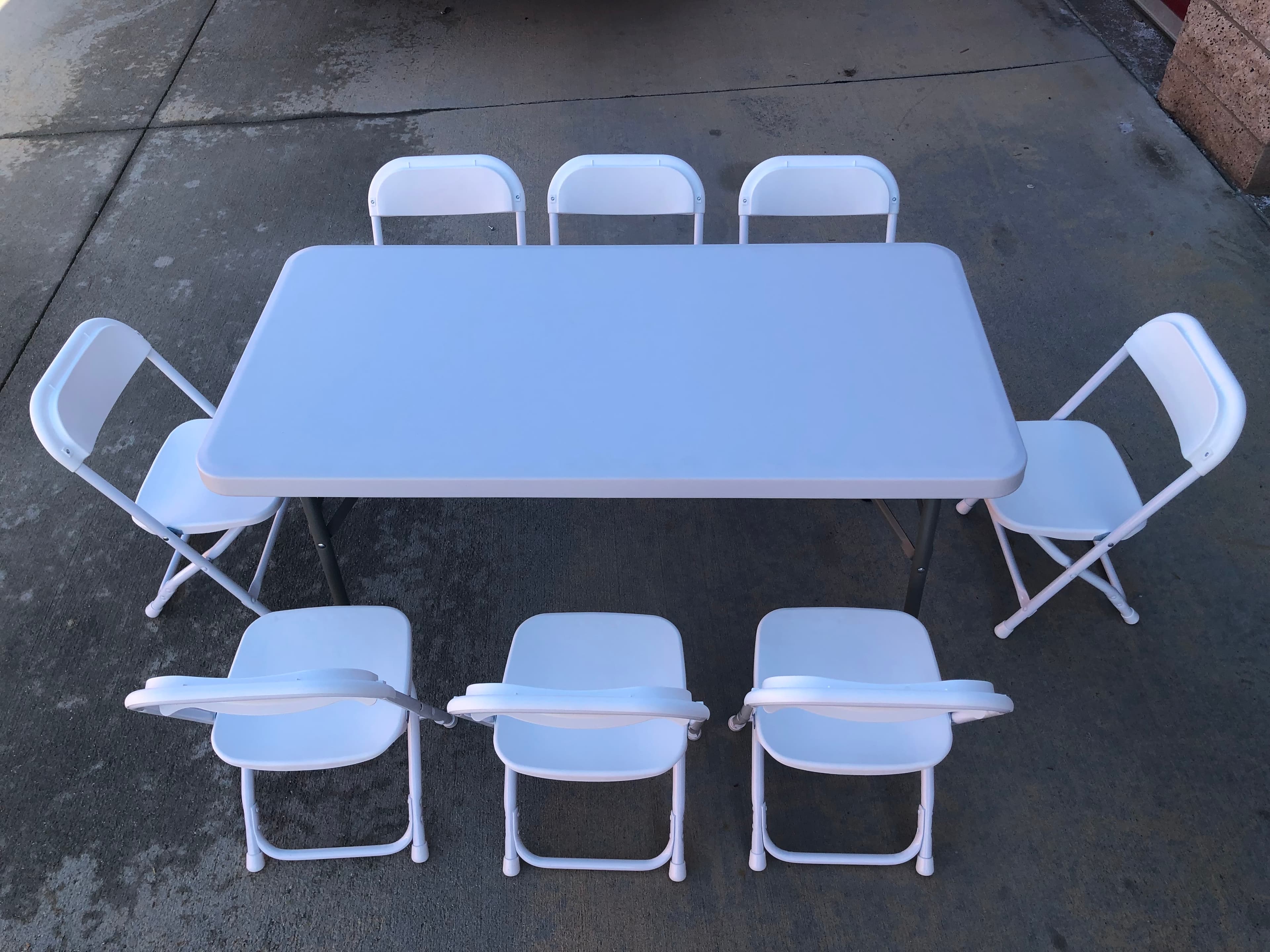 KIDS TABLES AND CHAIRS